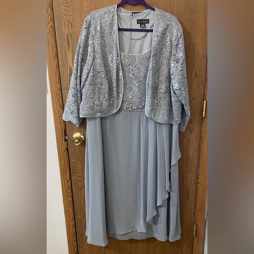Jessica Howard Blue Asymmetrical Gown Scoop Neck 3/4 Sleeve